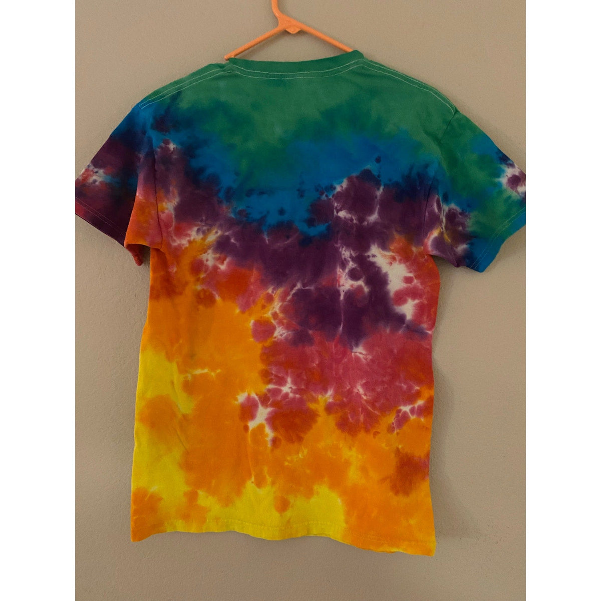 Bright and Colorful Rainbow Crunch Tie Dye T-Shirt Size Medium M ***
