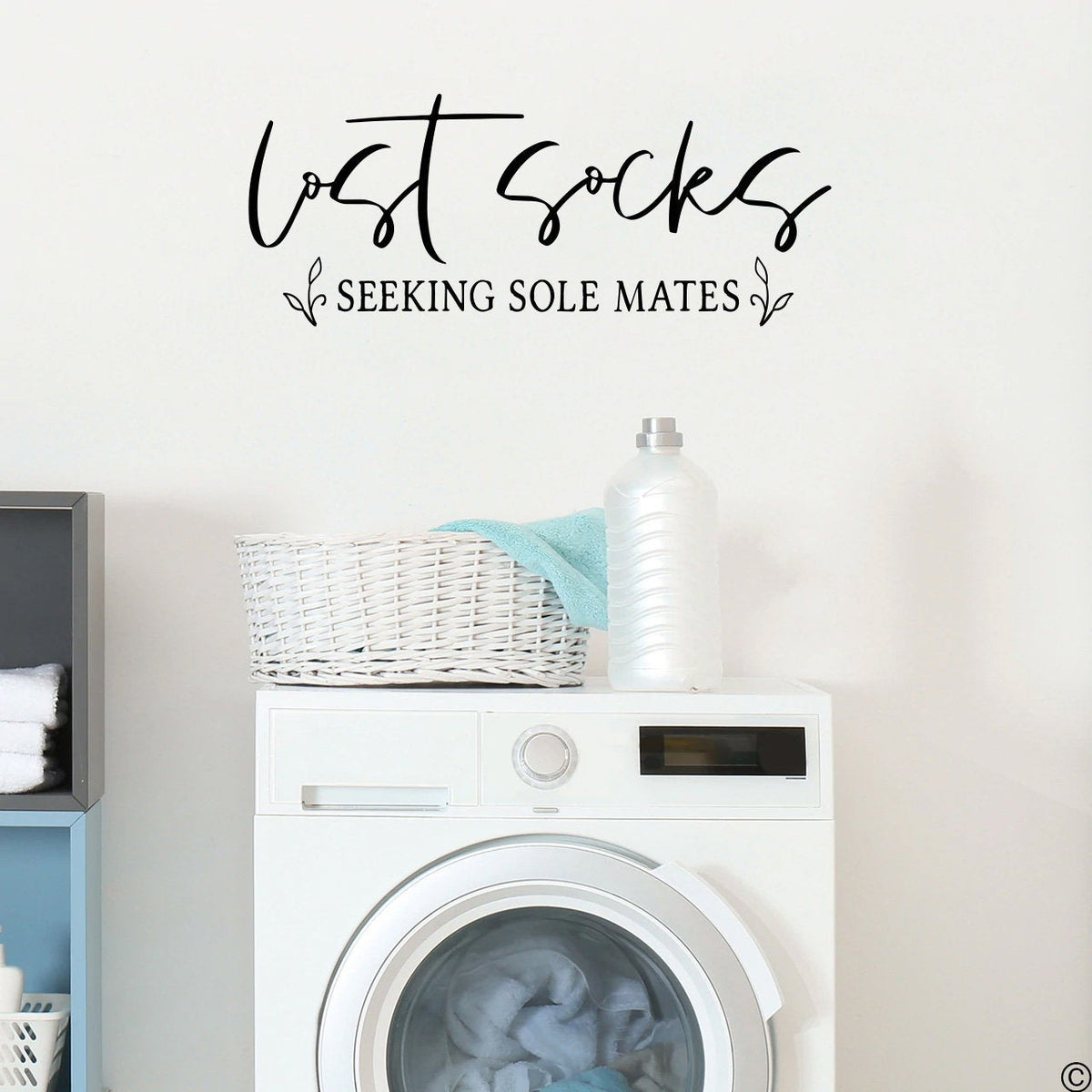 Lost Socks Seeking  Sole Mates Laundry Room Vinyl Home Decor Wall Decal 